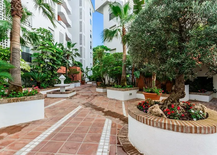 By Riva - Amazing View, In Medina Garden Of Puerto Banus Apartmán *