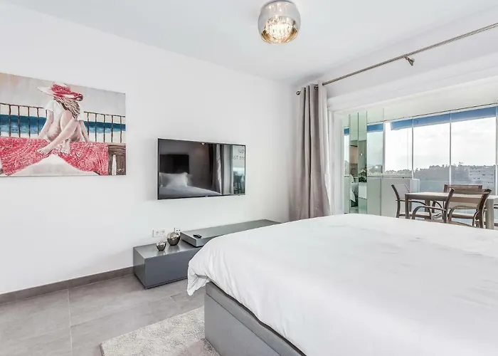 By Riva - Amazing View, In Medina Garden Of Puerto Banus マルベーリャ